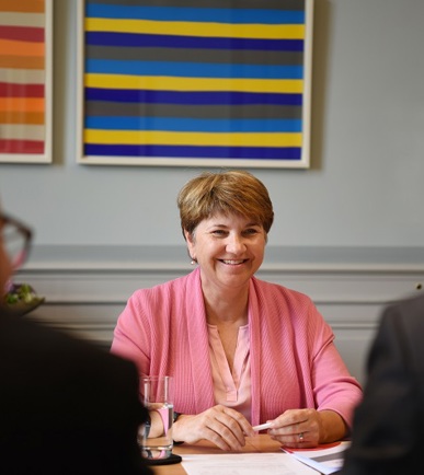 Viola Amherd in einem Meeting
